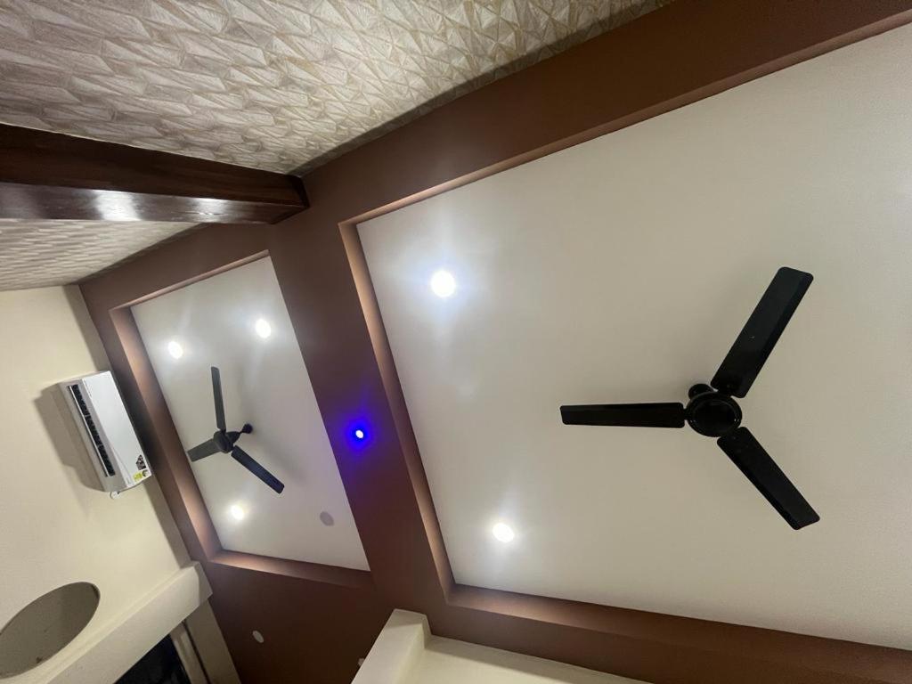 Green Leaf Hotel Ujjain Ngoại thất bức ảnh